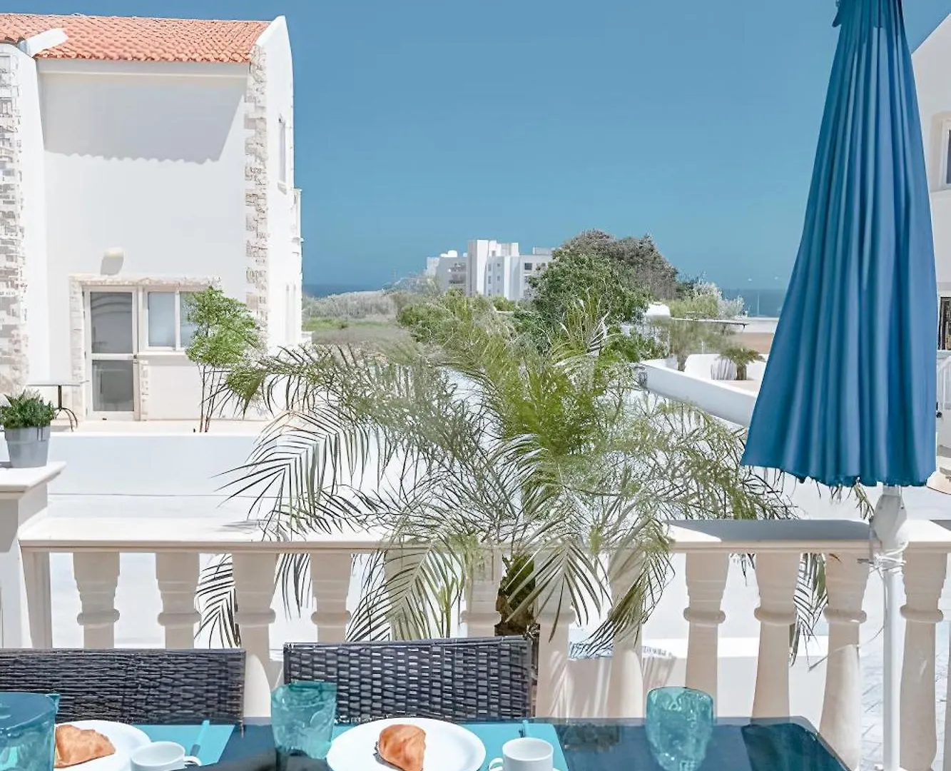 הוילה פרוטאראס Blue Crystal Seaview