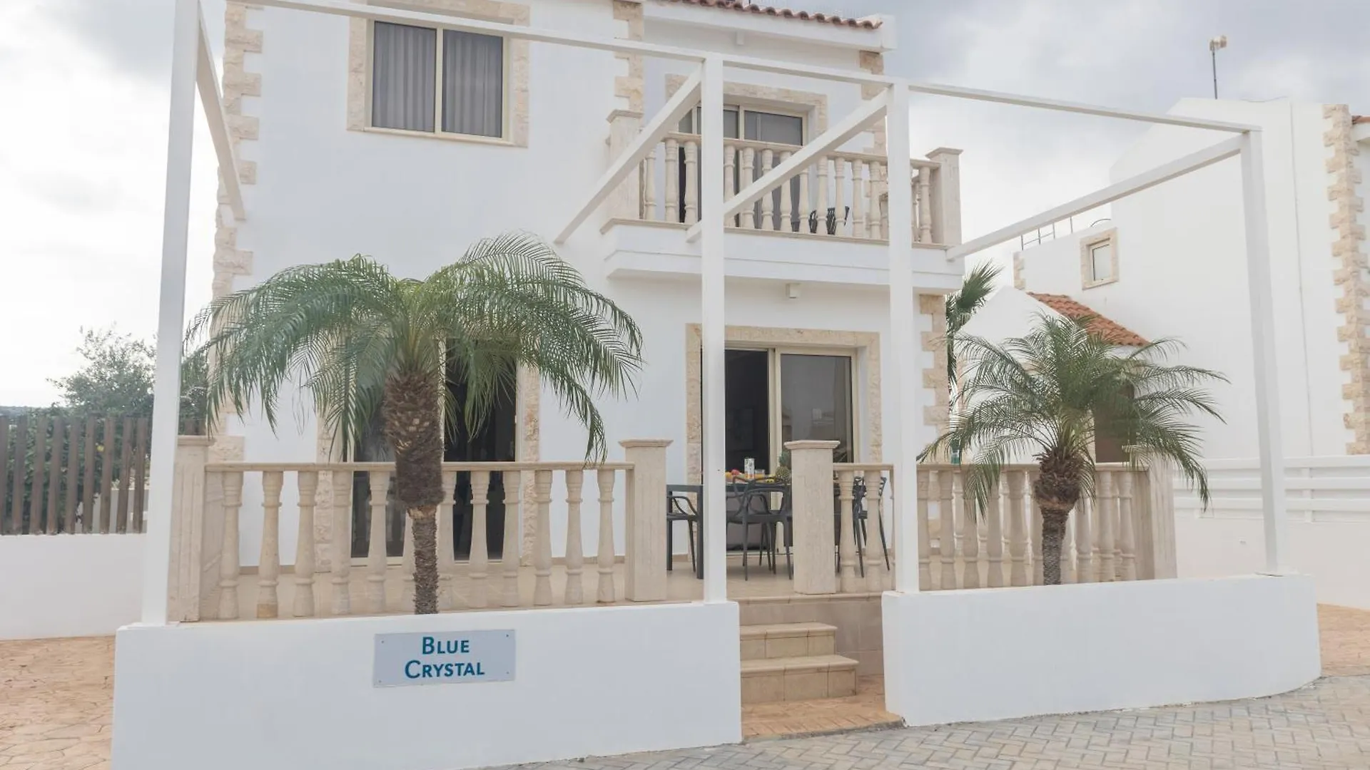הוילה פרוטאראס Blue Crystal Seaview