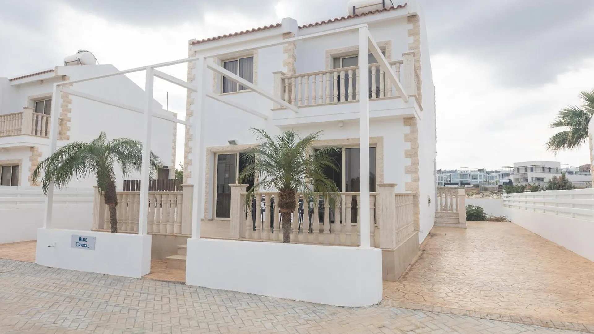 וילה הוילה פרוטאראס Blue Crystal Seaview